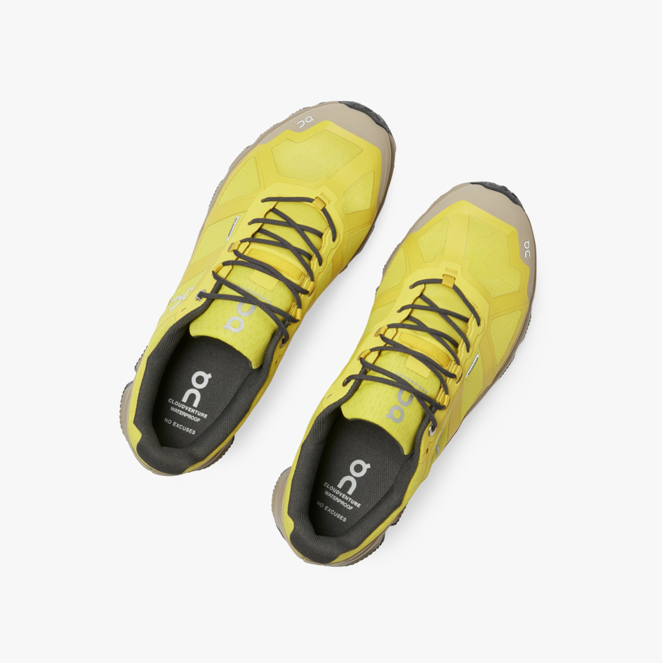 Men\'s QC Cloudventure Waterproof Trail Running Shoes Mustard | 256-QLWGRT